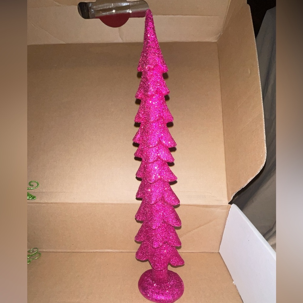 Solid Hot Pink Table Top Tree